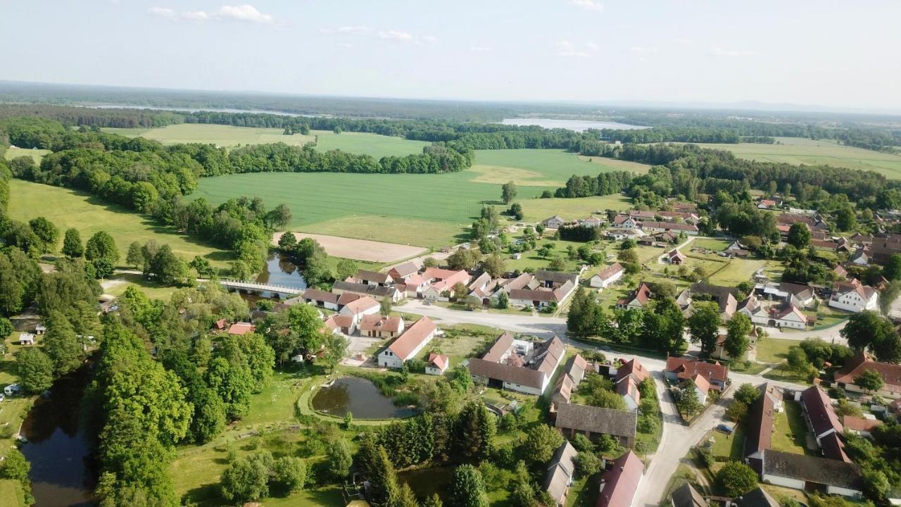 Chalupa Luznice Třeboň Exterior foto